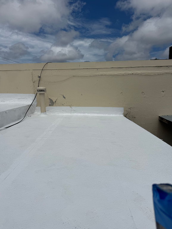 Commercial Roof Coating Repair in Vero Beach, FL | Roof Restoration & Waterproofing Solutions — detail 3
