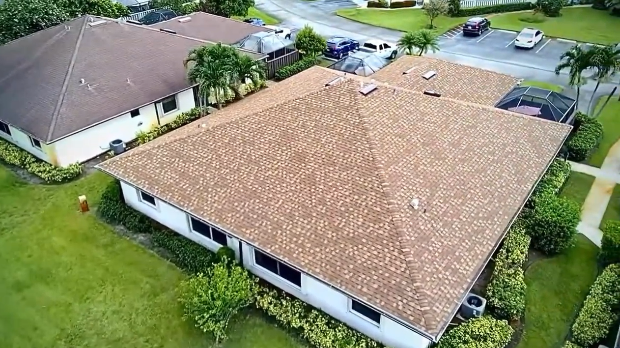 Asphalt shingle roof in Jupiter, Florida
